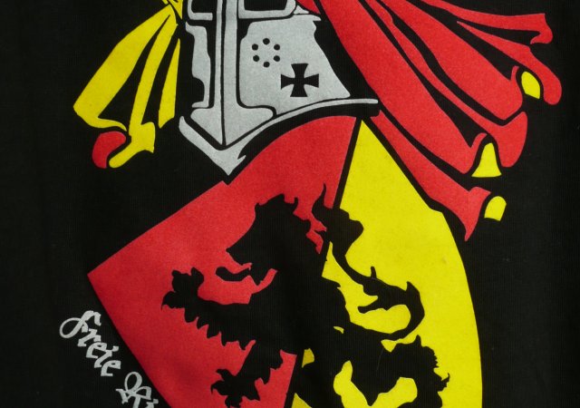 Veredelung mit Flockfolie auf T-Shirt - Verein