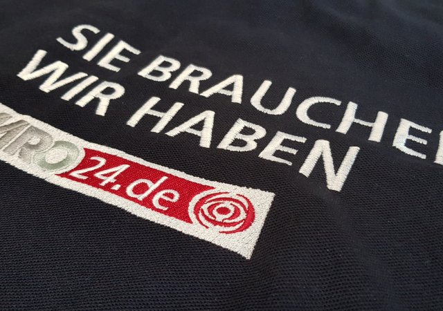 Veredelung mit Stickerei auf Poloshirt
