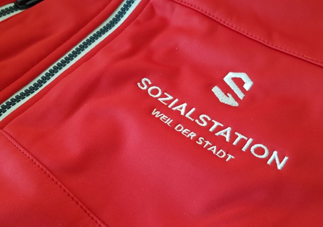 Stickerei<br>auf Softshell-Jacke