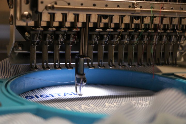 Stickmaschine Detail