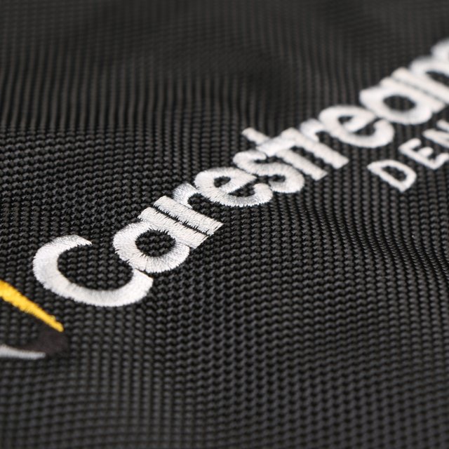 Veredelung mit Stickerei auf Rucksack